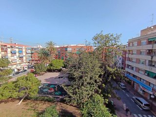 Piso en venta en Los Ángeles en Alicante