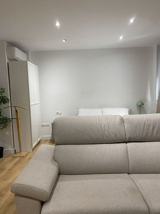 Estudio en alquiler en Cerrado Calderón - El Morlaco en Málaga