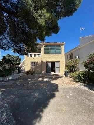 Chalet en venta en Los Balcones - Los Altos del Edén en Torrevieja