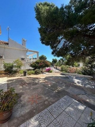 Chalet en venta en Los Balcones - Los Altos del Edén en Torrevieja