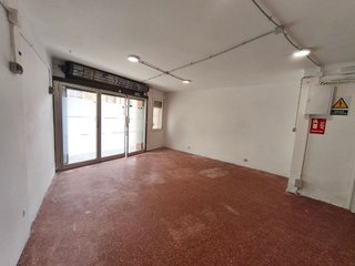 Local comercial en venta en La Salut en Barcelona