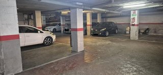 Garaje en alquiler en Vallcarca i els Penitents en Barcelona