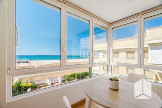 Piso en venta en Lluminetes en Castelldefels