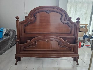 URGE: Cama de madera 135 cm.  NEGOCIABLE