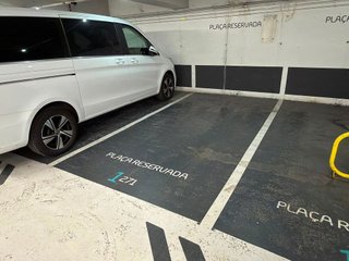Garaje en venta en El Raval en Barcelona