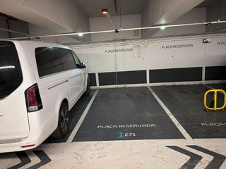 Garaje en venta en El Raval en Barcelona