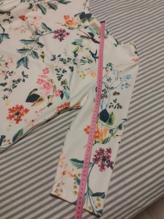 Vestido Top Queens floral tacto sedoso