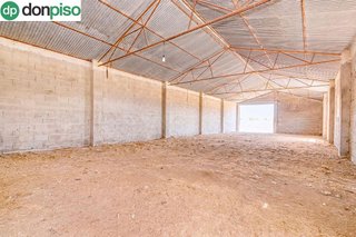 Nave industrial en venta en Santa Adela - Parque Leyva Loro en Atarfe