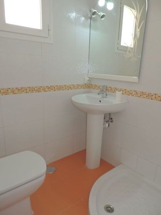 Piso en alquiler en Castillejos en Madrid