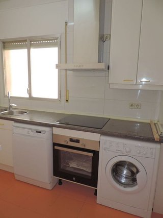 Piso en alquiler en Castillejos en Madrid