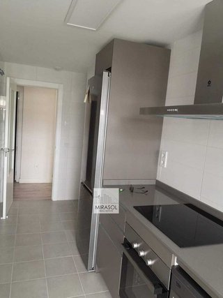 Piso en alquiler en Zona Norte en Estepona