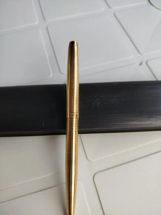 Bolígrafo Parker Classic Fluted Oro Vintage