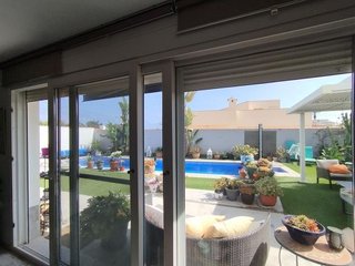 Chalet en venta en La Siesta - El Salado - Torreta en Torrevieja
