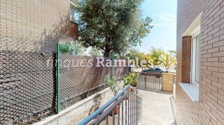 Casa adosada en venta en Les Comes en Igualada