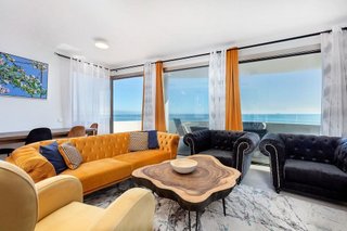 Piso en venta en Calaburra - Chaparral en Mijas