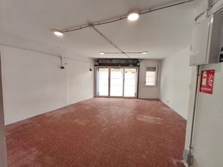 Local comercial en alquiler en La Salut en Barcelona