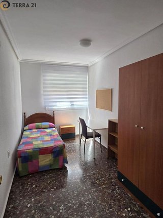 Piso en alquiler en Hospital en Jaén