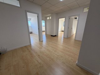 Local comercial en venta en Estación-Manantiales en Guadalajara