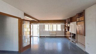 Piso en venta en Ca n'Aurell en Terrassa