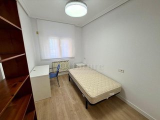 Piso en alquiler en Rollo - Puente Ladrillo en Salamanca
