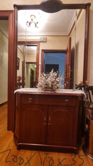 Mueble y espejo hall entrada madera