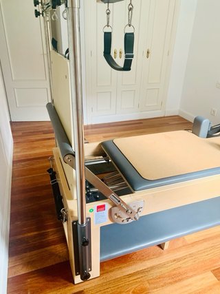 Reformer Pilates Madera Arce con todo incluido.