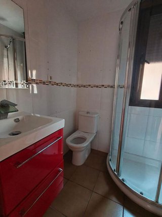 Piso en venta en Santa Rosa - Valdeolleros en Córdoba
