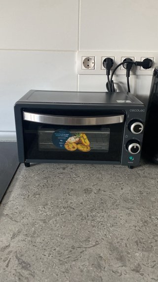 Mini horno Cecotec 10L