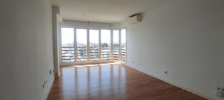 Piso en alquiler en Carlos Haya en Málaga