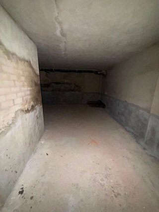 Local comercial en venta en El Castell en Burjassot