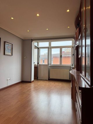 Piso en venta en Pumarín en Gijón