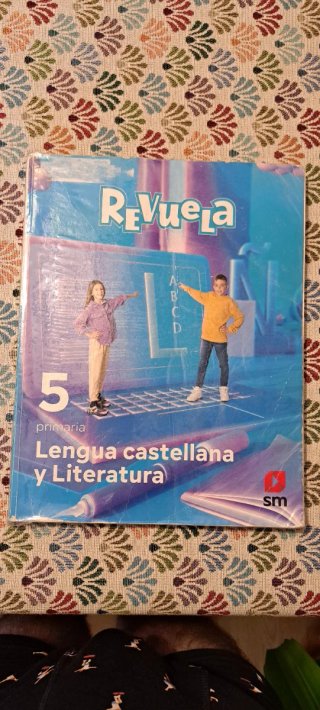 Lengua castellana y literatura 5 Primaria: Revuela