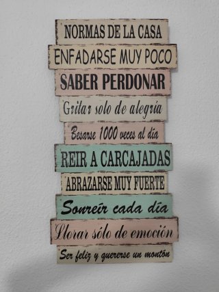 Varios elementos útiles/decoración piso estudiante