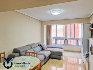 Piso en venta en Torrefiel en Valencia