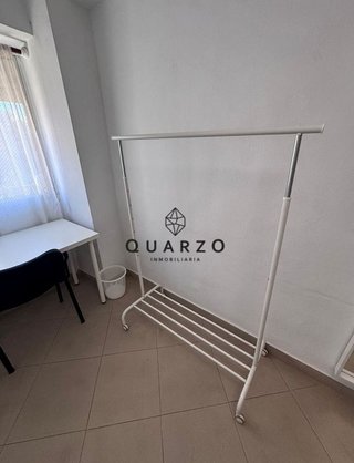 Piso en alquiler en Sector Sur  - La Palmera - Reina Mercedes en Sevilla