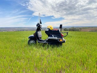Vespa 200cc 1991 Negra - ITV y Seguro