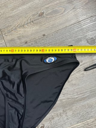 Braga bikini negro talla 40