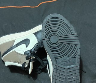 Zapatillas Nike Air Jordan 1 Marrón/Negro
