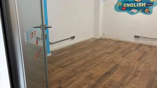 Local comercial en alquiler en El Juncal - Av. de la Paz en Sevilla