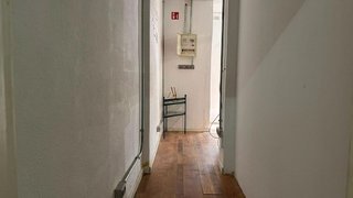 Local comercial en alquiler en El Juncal - Av. de la Paz en Sevilla