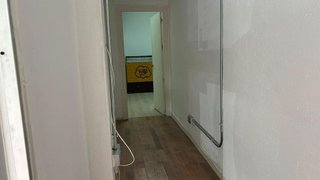 Local comercial en alquiler en El Juncal - Av. de la Paz en Sevilla