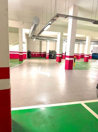 Garaje en venta en Can Vidalet en Esplugues de Llobregat
