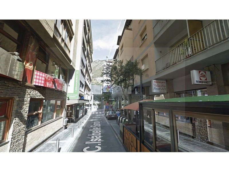 4-bedroom flat seasonal rent in Escaldes-Engordany · 8 of 30