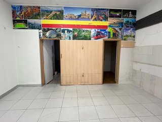 Local comercial en alquiler en La Torrassa en Hospitalet de Llobregat, L´