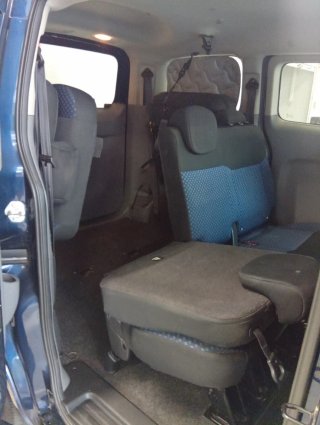 Nissan NV200 2015