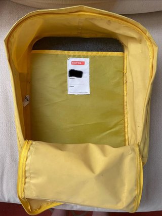 Mochila Benetton Amarilla