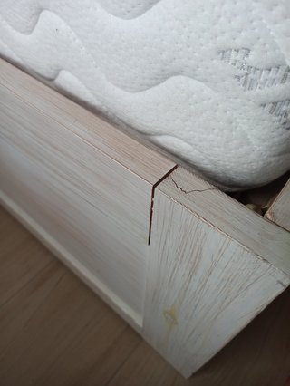 Cama nido de madera, estilo nórdico.