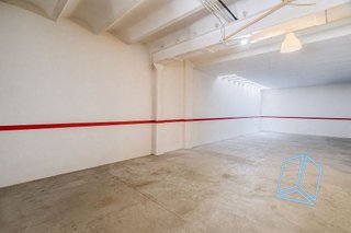 Local comercial en venta en Centre en Hospitalet de Llobregat, L´