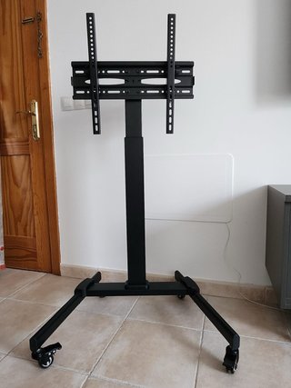 Soporte TV Móvil con Ruedas