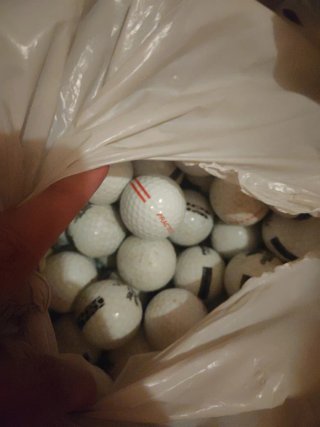 Pelotas de Golf, una bolsa entera del Mercadona